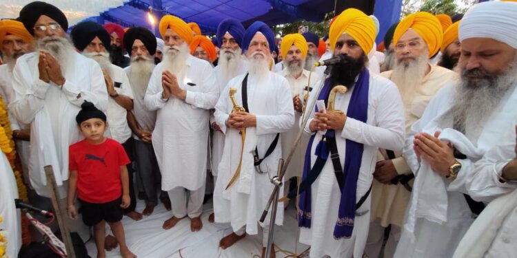 ਹਰੀਕੇ ਪੱਤਣ ਵਿਖੇ ਸ੍ਰੀ ਅਕਾਲ ਤਖ਼ਤ ਸਾਹਿਬ ਵੱਲੋਂ ਭਾਈ ਜਸਵੰਤ ਸਿੰਘ ਖਾਲੜਾ ਸਮੇਤ ਸਮੂਹ ਸ਼ਹੀਦਾਂ ਦੀ ਯਾਦ ’ਚ ਅਰਦਾਸ ਸਮਾਗਮ ਹਰੀਕੇ ਪੱਤਣ ਵਿਖੇ ਸ੍ਰੀ ਅਕਾਲ ਤਖ਼ਤ ਸਾਹਿਬ ਵੱਲੋਂ ਭਾਈ ਜਸਵੰਤ ਸਿੰਘ ਖਾਲੜਾ ਸਮੇਤ ਸਮੂਹ ਸ਼ਹੀਦਾਂ ਦੀ ਯਾਦ ’ਚ ਅਰਦਾਸ ਸਮਾਗਮ