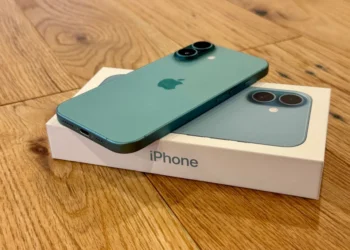 Apple ਨੇ ਦਿੱਤਾ ਵੱਡਾ ਝਟਕਾ! iPhone ਦੀਆਂ ਕੀਮਤਾਂ ‘ਚ ਹੋਇਆ ਇਜ਼ਾਫਾ Apple ਨੇ ਦਿੱਤਾ ਵੱਡਾ ਝਟਕਾ! iPhone ਦੀਆਂ ਕੀਮਤਾਂ ‘ਚ ਹੋਇਆ ਇਜ਼ਾਫਾ