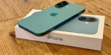 Apple ਨੇ ਦਿੱਤਾ ਵੱਡਾ ਝਟਕਾ! iPhone ਦੀਆਂ ਕੀਮਤਾਂ ‘ਚ ਹੋਇਆ ਇਜ਼ਾਫਾ Apple ਨੇ ਦਿੱਤਾ ਵੱਡਾ ਝਟਕਾ! iPhone ਦੀਆਂ ਕੀਮਤਾਂ ‘ਚ ਹੋਇਆ ਇਜ਼ਾਫਾ