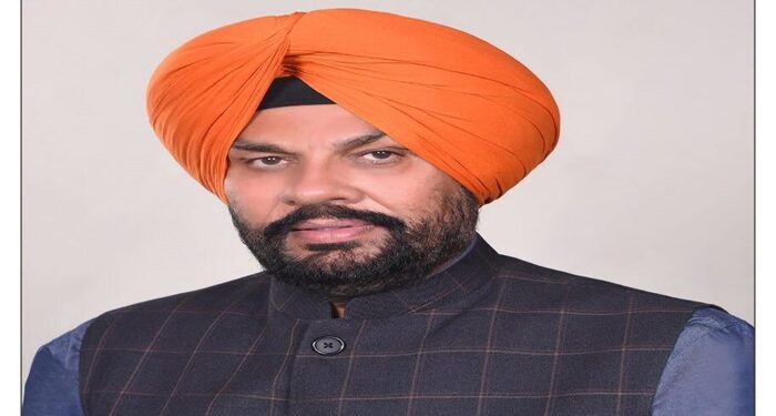 ਪੰਜਾਬ ਸਰਕਾਰ ‘ਮੁੱਖ ਮੰਤਰੀ ਮਾਵਾਂ ਧੀਆਂ ਸਤਿਕਾਰ ਯੋਜਨਾ’ ਰਾਹੀਂ ਮਹਿਲਾ ਸਸ਼ਕਤੀਕਰਨ ਲਈ ਵਚਨਬੱਧ: ਕੁਲਦੀਪ ਸਿੰਘ ਧਾਲੀਵਾਲ ਪੰਜਾਬ ਸਰਕਾਰ ‘ਮੁੱਖ ਮੰਤਰੀ ਮਾਵਾਂ ਧੀਆਂ ਸਤਿਕਾਰ ਯੋਜਨਾ’ ਰਾਹੀਂ ਮਹਿਲਾ ਸਸ਼ਕਤੀਕਰਨ ਲਈ ਵਚਨਬੱਧ: ਕੁਲਦੀਪ ਸਿੰਘ ਧਾਲੀਵਾਲ