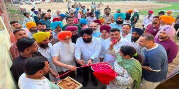 Amritsar : ਰੰਗਲਾ ਪੰਜਾਬ ਸਕੀਮ ਤਹਿਤ ਮੁਫ਼ਤ ਪਬਲਿਕ ਇੰਡੋਰ ਜਿਮ ਲੋਕਾਂ ਨੂੰ ਸਮਰਪਿਤ Amritsar : ਰੰਗਲਾ ਪੰਜਾਬ ਸਕੀਮ ਤਹਿਤ ਮੁਫ਼ਤ ਪਬਲਿਕ ਇੰਡੋਰ ਜਿਮ ਲੋਕਾਂ ਨੂੰ ਸਮਰਪਿਤ