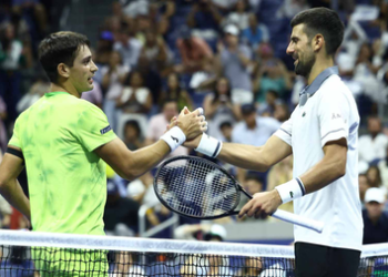 US Open : ਟੈਨਿਸ ਜਗਤ ਵਿੱਚ ਵੱਡਾ ਉਲਟਫੇਰ ; ਮਾਰੀਆਨੋ ਨਵੋਨ ਨੇ 24 ਵਾਰ ਦੇ ਗ੍ਰੈਂਡ ਸਲੈਮ ਜੇਤੂ ਨੋਵਾਕ ਜੋਕੋਵਿਚ ਨੂੰ ਪਹਿਲੇ ਹੀ ਰਾਊਂਡ ਵਿੱਚ ਹਰਾਇਆ US Open : ਟੈਨਿਸ ਜਗਤ ਵਿੱਚ ਵੱਡਾ ਉਲਟਫੇਰ ; ਮਾਰੀਆਨੋ ਨਵੋਨ ਨੇ 24 ਵਾਰ ਦੇ ਗ੍ਰੈਂਡ ਸਲੈਮ ਜੇਤੂ ਨੋਵਾਕ ਜੋਕੋਵਿਚ ਨੂੰ ਪਹਿਲੇ ਹੀ ਰਾਊਂਡ ਵਿੱਚ ਹਰਾਇਆ