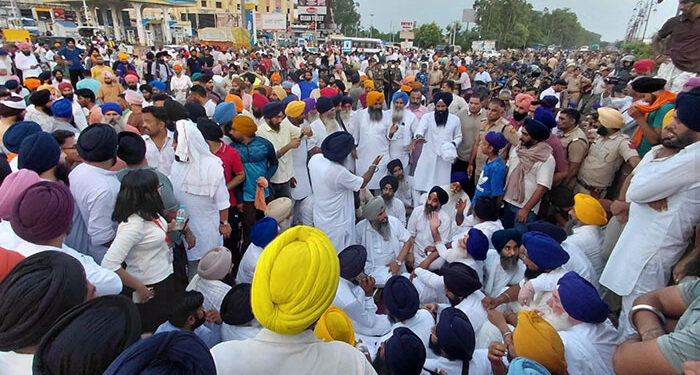 Punjab: ਜਥੇਦਾਰ ਗੜਗੱਜ ਵੱਲੋਂ ਅੰਬਾਲਾ ’ਚ ਸਿੱਖਾਂ ’ਤੇ ਹਰਿਆਣਾ ਪੁਲਿਸ ਦੇ ਲਾਠੀਚਾਰਜ ਤੇ ਅੱਥਰੂ ਗੈਸ ਦੀ ਵਰਤੋਂ ਦੀ ਸਖ਼ਤ ਨਿੰਦਾ