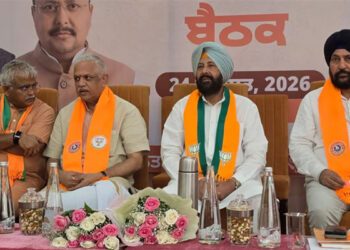 Punjab ‘ਚ ਭਾਜਪਾ ਦਾ ‘ਮਿਸ਼ਨ 117’, ਸਾਰੀਆਂ ਵਿਧਾਨ ਸਭਾ ਸੀਟਾਂ ‘ਤੇ ਚੋਣ ਲੜਨ ਦੀ ਤਿਆਰੀ ! Punjab ‘ਚ ਭਾਜਪਾ ਦਾ ‘ਮਿਸ਼ਨ 117’, ਸਾਰੀਆਂ ਵਿਧਾਨ ਸਭਾ ਸੀਟਾਂ ‘ਤੇ ਚੋਣ ਲੜਨ ਦੀ ਤਿਆਰੀ !