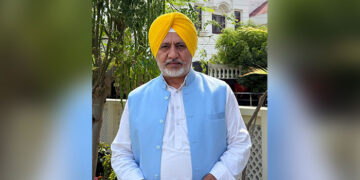 Punjab: ਸੁਖਬੀਰ ਬਾਦਲ ਪੰਜਾਬ ਛੱਡਣ ਦੀ ਫਿਰਾਕ ਵਿੱਚ, ਅਕਾਲੀ ਦਲ ਦੀ ਕਮਾਨ ਹਰਸਿਮਰਤ ਅਤੇ ਮਜੀਠੀਆ ਨੂੰ ਸੌਂਪਣ ਦੀ ਤਿਆਰੀ: ਬਲਤੇਜ ਪੰਨੂ