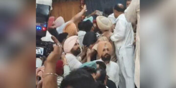 Punjab: ਨਹੀਂ ਰੁਕ ਰਿਹਾ ਕਾਂਗਰਸ ਦਾ ਕਾਟੋ-ਕਲੇਸ਼: ਮਲੇਰਕੋਟਲਾ ਵਿੱਚ ਵੀ ਕਾਂਗਰਸੀ ਆਗੂ ਹੋਏ ਇੱਕ-ਦੂਜੇ ਦੇ ਸਾਹਮਣੇ