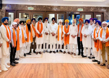 Punjab: ਇਕਬਾਲ ਸਿੰਘ ਝੂੰਦਾਂ ਸੀਨੀਅਰ ਆਗੂਆਂ ਸਮੇਤ ‘ਅਕਾਲੀ ਦਲ ਵਾਰਿਸ ਪੰਜਾਬ ਦੇ’ ‘ਚ ਸ਼ਾਮਿਲ Punjab: ਇਕਬਾਲ ਸਿੰਘ ਝੂੰਦਾਂ ਸੀਨੀਅਰ ਆਗੂਆਂ ਸਮੇਤ ‘ਅਕਾਲੀ ਦਲ ਵਾਰਿਸ ਪੰਜਾਬ ਦੇ’ ‘ਚ ਸ਼ਾਮਿਲ