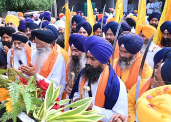 Punjab: ਜੇ ਪੰਥ ਦੇ ਮਾਮਲੇ ਵਿੱਚ ਦਖਲ ਦੇਣਗੇ, ਸ੍ਰੀ ਅਕਾਲ ਤਖ਼ਤ ਬੋਲੇਗਾ ਵੀ ਸੱਦੇਗਾ ਵੀ, ਜੇ ਮੰਨ ਕੇ ਮੁਕਰੇ ਤਾਂ ਕਾਰਵਾਈ ਵੀ ਹੋਵੇਗੀ – ਜਥੇਦਾਰ ਗੜਗੱਜ Punjab: ਜੇ ਪੰਥ ਦੇ ਮਾਮਲੇ ਵਿੱਚ ਦਖਲ ਦੇਣਗੇ, ਸ੍ਰੀ ਅਕਾਲ ਤਖ਼ਤ ਬੋਲੇਗਾ ਵੀ ਸੱਦੇਗਾ ਵੀ, ਜੇ ਮੰਨ ਕੇ ਮੁਕਰੇ ਤਾਂ ਕਾਰਵਾਈ ਵੀ ਹੋਵੇਗੀ – ਜਥੇਦਾਰ ਗੜਗੱਜ