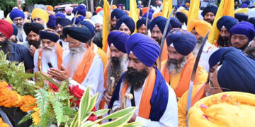 Punjab: ਜੇ ਪੰਥ ਦੇ ਮਾਮਲੇ ਵਿੱਚ ਦਖਲ ਦੇਣਗੇ, ਸ੍ਰੀ ਅਕਾਲ ਤਖ਼ਤ ਬੋਲੇਗਾ ਵੀ ਸੱਦੇਗਾ ਵੀ, ਜੇ ਮੰਨ ਕੇ ਮੁਕਰੇ ਤਾਂ ਕਾਰਵਾਈ ਵੀ ਹੋਵੇਗੀ – ਜਥੇਦਾਰ ਗੜਗੱਜ Punjab: ਜੇ ਪੰਥ ਦੇ ਮਾਮਲੇ ਵਿੱਚ ਦਖਲ ਦੇਣਗੇ, ਸ੍ਰੀ ਅਕਾਲ ਤਖ਼ਤ ਬੋਲੇਗਾ ਵੀ ਸੱਦੇਗਾ ਵੀ, ਜੇ ਮੰਨ ਕੇ ਮੁਕਰੇ ਤਾਂ ਕਾਰਵਾਈ ਵੀ ਹੋਵੇਗੀ – ਜਥੇਦਾਰ ਗੜਗੱਜ