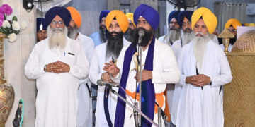 Punjab: ਸਿੱਖ ਸੰਸਥਾਵਾਂ ਅਤੇ ਪੰਥਕ ਏਕਤਾ ਨੂੰ ਕਮਜ਼ੋਰ ਕਰਨ ਦੀਆਂ ਸਾਜ਼ਿਸ਼ਾਂ ਕਦੇ ਕਾਮਯਾਬ ਨਹੀਂ ਹੋਣਗੀਆਂ – ਜਥੇਦਾਰ ਗੜਗੱਜ Punjab: ਸਿੱਖ ਸੰਸਥਾਵਾਂ ਅਤੇ ਪੰਥਕ ਏਕਤਾ ਨੂੰ ਕਮਜ਼ੋਰ ਕਰਨ ਦੀਆਂ ਸਾਜ਼ਿਸ਼ਾਂ ਕਦੇ ਕਾਮਯਾਬ ਨਹੀਂ ਹੋਣਗੀਆਂ – ਜਥੇਦਾਰ ਗੜਗੱਜ