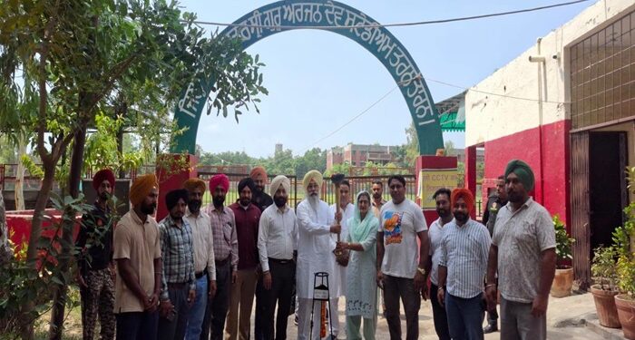 ‘ਖੇਡਾਂ ਵਤਨ ਪੰਜਾਬ ਦੀਆਂ’ ਤਹਿਤ ਮਸ਼ਾਲ ਰਿਲੇਅ ਦਾ ਤਰਨ ਤਾਰਨ ’ਚ ਹੋਇਆ ਸ਼ਾਨਦਾਰ ਸਵਾਗਤ ‘ਖੇਡਾਂ ਵਤਨ ਪੰਜਾਬ ਦੀਆਂ’ ਤਹਿਤ ਮਸ਼ਾਲ ਰਿਲੇਅ ਦਾ ਤਰਨ ਤਾਰਨ ’ਚ ਹੋਇਆ ਸ਼ਾਨਦਾਰ ਸਵਾਗਤ