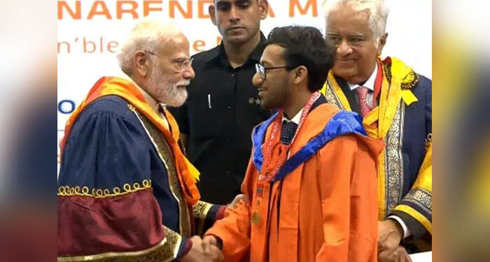 IIT Delhi ਦੇ ਕਨਵੋਕੇਸ਼ਨ ਸਮਾਗਮ ‘ਚ PM Modi ਨੇ ਵਿਦਿਆਰਥੀਆਂ ਨੂੰ ਦਿੱਤਾ ਸਫਲਤਾ ਦਾ ਮੰਤਰ IIT Delhi ਦੇ ਕਨਵੋਕੇਸ਼ਨ ਸਮਾਗਮ ‘ਚ PM Modi ਨੇ ਵਿਦਿਆਰਥੀਆਂ ਨੂੰ ਦਿੱਤਾ ਸਫਲਤਾ ਦਾ ਮੰਤਰ