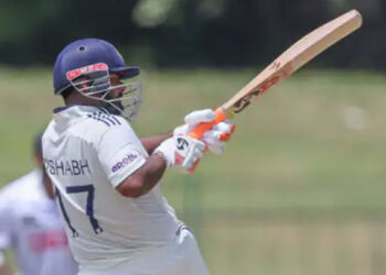 India Vs Sri Lanka 2nd Test: ਲੰਚ ਤੱਕ ਭਾਰਤ ਮਜ਼ਬੂਤ ਸਥਿਤੀ ‘ਚ, ਪੰਤ ਅਤੇ ਜੁਰੇਲ ਦੇ ਅਰਧ ਸੈਂਕੜੇ India Vs Sri Lanka 2nd Test: ਲੰਚ ਤੱਕ ਭਾਰਤ ਮਜ਼ਬੂਤ ਸਥਿਤੀ ‘ਚ, ਪੰਤ ਅਤੇ ਜੁਰੇਲ ਦੇ ਅਰਧ ਸੈਂਕੜੇ