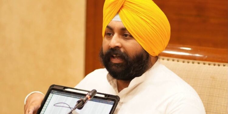 ਪਿਛਲੀਆਂ ਸਰਕਾਰਾਂ ਜੋ ਦਹਾਕਿਆਂ ‘ਚ ਨਾ ਕਰ ਸਕੀਆਂ, ਉਹ ਭਗਵੰਤ ਮਾਨ ਸਰਕਾਰ ਨੇ ਸਿਰਫ਼ ਸਾਢੇ ਚਾਰ ਸਾਲਾਂ ਵਿੱਚ ਕਰ ਵਿਖਾਇਆ: ਹਰਜੋਤ ਸਿੰਘ ਬੈਂਸ
