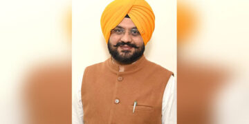 Punjab ਸਰਕਾਰ ਅੱਜ ਤੋਂ ‘ਹਮਾਰੇ ਰਾਮ’ ਨਾਟਕ ਦੀ ਵਿਆਪਕ ਪੇਸ਼ਕਾਰੀ ਕਰਵਾਏਗੀ, 12 ਸ਼ਹਿਰਾਂ ਵਿੱਚ 41 ਪੇਸ਼ਕਾਰੀਆਂ ਹੋਣਗੀਆਂ Punjab ਸਰਕਾਰ ਅੱਜ ਤੋਂ ‘ਹਮਾਰੇ ਰਾਮ’ ਨਾਟਕ ਦੀ ਵਿਆਪਕ ਪੇਸ਼ਕਾਰੀ ਕਰਵਾਏਗੀ, 12 ਸ਼ਹਿਰਾਂ ਵਿੱਚ 41 ਪੇਸ਼ਕਾਰੀਆਂ ਹੋਣਗੀਆਂ
