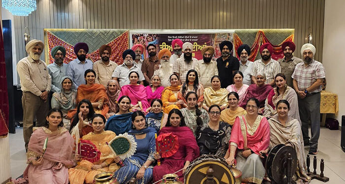 Punjab: ਹੋਲੀ ਸਿਟੀ ਟਾਊਨਸ਼ਿਪ ਐਸੋਸੀਏਸ਼ਨ ਵਲੋਂ ਬੜੇ ਉਤਸ਼ਾਹ ਨਾਲ ਮਨਾਇਆ ਗਿਆ ਤੀਆਂ ਦਾ ਤਿਉਹਾਰ Punjab: ਹੋਲੀ ਸਿਟੀ ਟਾਊਨਸ਼ਿਪ ਐਸੋਸੀਏਸ਼ਨ ਵਲੋਂ ਬੜੇ ਉਤਸ਼ਾਹ ਨਾਲ ਮਨਾਇਆ ਗਿਆ ਤੀਆਂ ਦਾ ਤਿਉਹਾਰ