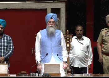 ਪੰਜਾਬ ਵਿਧਾਨ ਸਭਾ ਦਾ ਮਾਨਸੂਨ ਸੈਸ਼ਨ ਸ਼ੁਰੂ ; ਵਿਛੜੀਆਂ ਰੂਹਾਂ ਨੂੰ ਦਿੱਤੀ ਗਈ ਸ਼ਰਧਾਂਜਲੀ , ਸਦਨ ਦੀ ਕਾਰਵਾਈ 12 ਵਜੇ ਤੱਕ ਮੁਲਤਵੀ ਪੰਜਾਬ ਵਿਧਾਨ ਸਭਾ ਦਾ ਮਾਨਸੂਨ ਸੈਸ਼ਨ ਸ਼ੁਰੂ ; ਵਿਛੜੀਆਂ ਰੂਹਾਂ ਨੂੰ ਦਿੱਤੀ ਗਈ ਸ਼ਰਧਾਂਜਲੀ , ਸਦਨ ਦੀ ਕਾਰਵਾਈ 12 ਵਜੇ ਤੱਕ ਮੁਲਤਵੀ
