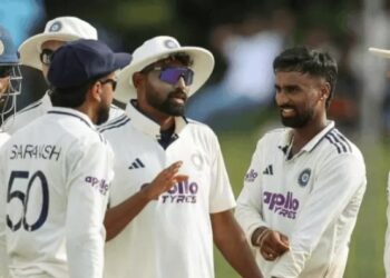 India Vs Sri Lanka : ਫਾਲੋਆਨ ਖੇਡ ਰਹੀ ਸ਼੍ਰੀਲੰਕਾ ਦੀ ਟੀਮ ਭਾਰਤ ਤੋਂ 16 ਦੌੜਾਂ ਅੱਗੇ ; ਚੌਥੇ ਦਿਨ ਦਾ ਖੇਡ ਸਮਾਪਤ ਹੋਣ ਤੱਕ ਗਵਾਈਆਂ 6 ਵਿਕਟਾਂ India Vs Sri Lanka : ਫਾਲੋਆਨ ਖੇਡ ਰਹੀ ਸ਼੍ਰੀਲੰਕਾ ਦੀ ਟੀਮ ਭਾਰਤ ਤੋਂ 16 ਦੌੜਾਂ ਅੱਗੇ ; ਚੌਥੇ ਦਿਨ ਦਾ ਖੇਡ ਸਮਾਪਤ ਹੋਣ ਤੱਕ ਗਵਾਈਆਂ 6 ਵਿਕਟਾਂ