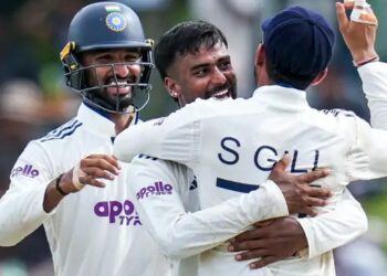 India Vs Sri Lanka : ਕੋਲੰਬੋ ਟੈਸਟ ਦਾ ਅੱਜ ਆਖਰੀ ਦਿਨ ; ਫਾਲੋਆਨ ਖੇਡ ਰਹੀ ਸ਼੍ਰੀਲੰਕਾ ਦੀ ਟੀਮ ਭਾਰਤ ਤੋਂ 16 ਦੌੜਾਂ ਨਾਲ ਹੈ ਅੱਗੇ India Vs Sri Lanka : ਕੋਲੰਬੋ ਟੈਸਟ ਦਾ ਅੱਜ ਆਖਰੀ ਦਿਨ ; ਫਾਲੋਆਨ ਖੇਡ ਰਹੀ ਸ਼੍ਰੀਲੰਕਾ ਦੀ ਟੀਮ ਭਾਰਤ ਤੋਂ 16 ਦੌੜਾਂ ਨਾਲ ਹੈ ਅੱਗੇ