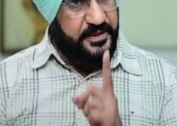 ਸਾਂਝਾ ਮੁਲਾਜ਼ਮ ਮੰਚ ਦੇ ਆਗੂ ਸੁਖਚੈਨ ਸਿੰਘ ਖਹਿਰਾ ਸਮੇਤ ਤਿੰਨ ਅਧਿਕਾਰੀਆਂ ਦੀਆਂ ਬਦਲੀਆਂ ਸਾਂਝਾ ਮੁਲਾਜ਼ਮ ਮੰਚ ਦੇ ਆਗੂ ਸੁਖਚੈਨ ਸਿੰਘ ਖਹਿਰਾ ਸਮੇਤ ਤਿੰਨ ਅਧਿਕਾਰੀਆਂ ਦੀਆਂ ਬਦਲੀਆਂ