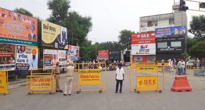 ਪੰਜਾਬ ਬੰਦ ਦੇ ਸੱਦੇ ਤੇ ਕੋਟਕਪੂਰਾ ਮੁਕੰਮਲ ਬੰਦ: ਸਿੱਖ ਜੱਥੇਬੰਦੀ ਦੀ ਅਗਵਾਈ ‘ਚ ਕੱਢਿਆ ਗਿਆ ਮਾਰਚ