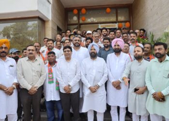 ਪੰਜਾਬ ‘ਚ ਭਾਜਪਾ ਨੂੰ ਵੱਡਾ ਹੁੰਗਾਰਾ: ਗੜ੍ਹਵਾਲ ਸਮਾਜ ਦੇ 250 ਤੋਂ ਵੱਧ ਆਗੂ ਪਾਰਟੀ ‘ਚ ਸ਼ਾਮਲ