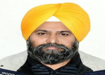 ਗੁਰੂ ਦੀ ਗੋਲਕ ਨੂੰ ਹਰ ਸਾਲ 1.6 ਕਰੋੜ ਰੁਪਏ ਦਾ ਨੁਕਸਾਨ, ਸ਼੍ਰੋਮਣੀ ਕਮੇਟੀ ਦੇ ਸਪੱਸ਼ਟੀਕਰਨ ਨੇ ਕਿਸੇ ਸਵਾਲ ਦਾ ਜਵਾਬ ਨਹੀਂ ਦਿੱਤਾ, ਸਗੋਂ ਨਵੇਂ ਸਵਾਲ ਖੜ੍ਹੇ ਕਰ ਦਿੱਤੇ ਹਨ: ਭਾਈ ਦਵਿੰਦਰ ਸਿੰਘ ਸੋਢੀ ਗੁਰੂ ਦੀ ਗੋਲਕ ਨੂੰ ਹਰ ਸਾਲ 1.6 ਕਰੋੜ ਰੁਪਏ ਦਾ ਨੁਕਸਾਨ, ਸ਼੍ਰੋਮਣੀ ਕਮੇਟੀ ਦੇ ਸਪੱਸ਼ਟੀਕਰਨ ਨੇ ਕਿਸੇ ਸਵਾਲ ਦਾ ਜਵਾਬ ਨਹੀਂ ਦਿੱਤਾ, ਸਗੋਂ ਨਵੇਂ ਸਵਾਲ ਖੜ੍ਹੇ ਕਰ ਦਿੱਤੇ ਹਨ: ਭਾਈ ਦਵਿੰਦਰ ਸਿੰਘ ਸੋਢੀ