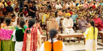 ਸਾਡੀ ਸਰਕਾਰ ਮਜ਼ਬੂਤ ਪੰਜਾਬ ਦੀ ਸਿਰਜਣਾ ਲਈ ਔਰਤਾਂ ਨੂੰ ਵੱਧ ਅਖ਼ਤਿਆਰ ਯਕੀਨੀ ਬਣਾ ਰਹੀ ਹੈ: ਮੁੱਖ ਮੰਤਰੀ ਭਗਵੰਤ ਸਿੰਘ ਮਾਨ
