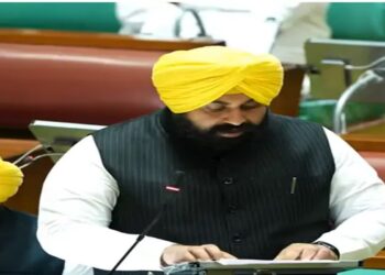 ਮਾਪਿਆਂ ਲਈ ਵੱਡੀ ਰਾਹਤ! ‘ਸਕੂਲ ਫ਼ੀਸ ਸੋਧ ਬਿੱਲ’ ਸਰਬਸੰਮਤੀ ਨਾਲ ਹੋਇਆ ਪਾਸ ਮਾਪਿਆਂ ਲਈ ਵੱਡੀ ਰਾਹਤ! ‘ਸਕੂਲ ਫ਼ੀਸ ਸੋਧ ਬਿੱਲ’ ਸਰਬਸੰਮਤੀ ਨਾਲ ਹੋਇਆ ਪਾਸ
