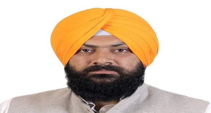 ਯੂਥ ਅਕਾਲੀ ਦਲ ਪ੍ਰਧਾਨ ਸਰਬਜੀਤ ਝਿੰਜਰ ਦਾ ਹੋਇਆ ਐਕਸੀਡੈਂਟ! ਯੂਥ ਅਕਾਲੀ ਦਲ ਪ੍ਰਧਾਨ ਸਰਬਜੀਤ ਝਿੰਜਰ ਦਾ ਹੋਇਆ ਐਕਸੀਡੈਂਟ!
