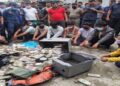 Nepal : ਹੜ੍ਹਾਂ ਦੇ ਪਾਣੀ ‘ਚ ਰੁੜ੍ਹ ਕੇ ਆਇਆ ਬੈਂਕ ਦਾ ਲਾਕਰ, ਮਚੀ ਲੁੱਟ! Nepal : ਹੜ੍ਹਾਂ ਦੇ ਪਾਣੀ ‘ਚ ਰੁੜ੍ਹ ਕੇ ਆਇਆ ਬੈਂਕ ਦਾ ਲਾਕਰ, ਮਚੀ ਲੁੱਟ!