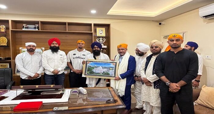 ਮਲੇਸ਼ੀਆ ਤੋਂ ਪੇਨਾਂਗ ਦੇ ਉਪ ਮੁੱਖ ਮੰਤਰੀ ਜਗਦੀਪ ਸਿੰਘ ਦਿਓ ਦੀ ਅਗਵਾਈ ’ਚ ਵਫ਼ਦ ਨੇ ਜਥੇਦਾਰ ਗੜਗੱਜ ਨਾਲ ਕੀਤੀ ਮੁਲਾਕਾਤ
