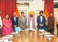 ਮੁੱਖ ਮੰਤਰੀ ਭਗਵੰਤ ਸਿੰਘ ਮਾਨ ਵੱਲੋਂ ਫਸਲੀ ਰਹਿੰਦ-ਖੂੰਹਦ ਦੇ ਸਥਾਈ ਪ੍ਰਬੰਧਨ ਨੂੰ ਉਤਸ਼ਾਹਿਤ ਕਰਨ ਲਈ ਸੀ.ਆਈ.ਆਈ. ਨਾਲ ਮਿਲ ਕੇ ਕੰਮ ਕਰਨ ਦੀ ਵਕਾਲਤ ਮੁੱਖ ਮੰਤਰੀ ਭਗਵੰਤ ਸਿੰਘ ਮਾਨ ਵੱਲੋਂ ਫਸਲੀ ਰਹਿੰਦ-ਖੂੰਹਦ ਦੇ ਸਥਾਈ ਪ੍ਰਬੰਧਨ ਨੂੰ ਉਤਸ਼ਾਹਿਤ ਕਰਨ ਲਈ ਸੀ.ਆਈ.ਆਈ. ਨਾਲ ਮਿਲ ਕੇ ਕੰਮ ਕਰਨ ਦੀ ਵਕਾਲਤ
