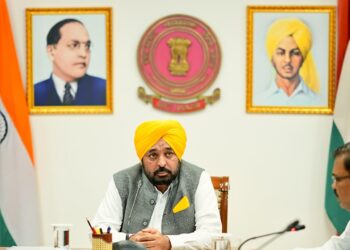 ਭਗਵੰਤ ਮਾਨ ਸਰਕਾਰ ਦਾ ‘ਮਿਸ਼ਨ ਰੋਜ਼ਗਾਰ’ ਜਾਰੀ; ਮੁੱਖ ਮੰਤਰੀ ਵੱਲੋਂ ਪੰਜਾਬ ਪੁਲਿਸ ਵਿੱਚ 450 ਏ.ਐੱਸ.ਆਈਜ਼. ਦੀ ਸਿੱਧੀ ਭਰਤੀ ਨੂੰ ਮਨਜ਼ੂਰੀ ਭਗਵੰਤ ਮਾਨ ਸਰਕਾਰ ਦਾ ‘ਮਿਸ਼ਨ ਰੋਜ਼ਗਾਰ’ ਜਾਰੀ; ਮੁੱਖ ਮੰਤਰੀ ਵੱਲੋਂ ਪੰਜਾਬ ਪੁਲਿਸ ਵਿੱਚ 450 ਏ.ਐੱਸ.ਆਈਜ਼. ਦੀ ਸਿੱਧੀ ਭਰਤੀ ਨੂੰ ਮਨਜ਼ੂਰੀ