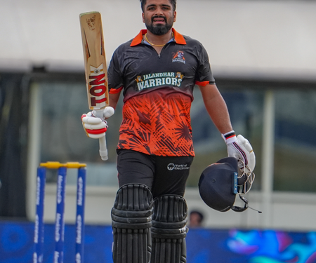 Sher-e-Punjab T20 : ਪ੍ਰਭਸਿਮਰਨ ਦੇ ਸੈਂਕੜੇ ਨੇ ਜਲੰਧਰ ਵਾਰੀਅਰਜ਼ ਨੂੰ ਬਠਿੰਡਾ ਰਾਇਲਜ਼ ‘ਤੇ ਦਿਵਾਈ ਰੋਮਾਂਚਕ ਜਿੱਤ Sher-e-Punjab T20 : ਪ੍ਰਭਸਿਮਰਨ ਦੇ ਸੈਂਕੜੇ ਨੇ ਜਲੰਧਰ ਵਾਰੀਅਰਜ਼ ਨੂੰ ਬਠਿੰਡਾ ਰਾਇਲਜ਼ ‘ਤੇ ਦਿਵਾਈ ਰੋਮਾਂਚਕ ਜਿੱਤ