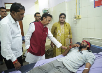 Sagar hooch tragedy : ਜ਼ਹਿਰੀਲੀ ਸ਼ਰਾਬ ਪੀਣ ਨਾਲ ਮਰਨ ਵਾਲਿਆਂ ਦੀ ਗਿਣਤੀ ਹੋਈ 19 Sagar hooch tragedy : ਜ਼ਹਿਰੀਲੀ ਸ਼ਰਾਬ ਪੀਣ ਨਾਲ ਮਰਨ ਵਾਲਿਆਂ ਦੀ ਗਿਣਤੀ ਹੋਈ 19