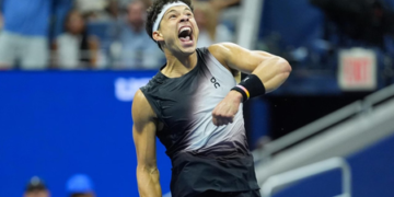 US Open : ਡਿਫੈਂਡਿੰਗ ਚੈਂਪੀਅਨ ਅਲਕਾਰਾਜ਼ ਯੂਐਸ ਓਪਨ ਤੋਂ ਬਾਹਰ ; ਸ਼ੈਲਟਨ ਨੇ ਰੋਮਾਂਚਕ ਕੁਆਰਟਰ ਫਾਈਨਲ ‘ਚ ਹਰਾਇਆ