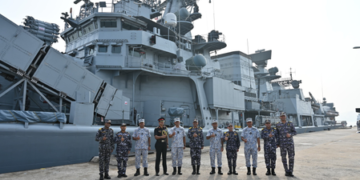 INS ਮੈਸੂਰ Exercise Samudra Laksamana ਵਿੱਚ ਹਿੱਸਾ ਲੈਣ ਲਈ ਮਲੇਸ਼ੀਆ ਪਹੁੰਚਿਆ INS ਮੈਸੂਰ Exercise Samudra Laksamana ਵਿੱਚ ਹਿੱਸਾ ਲੈਣ ਲਈ ਮਲੇਸ਼ੀਆ ਪਹੁੰਚਿਆ