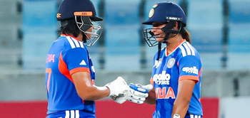 Women’s Asia Cup: ਪਹਿਲਾ ਸੈਮੀਫਾਈਨਲ ਮੁਕਾਬਲਾ ਭਾਰਤ ਅਤੇ ਬੰਗਲਾਦੇਸ਼ ਵਿਚਾਲੇ ਜਾਰੀ Women’s Asia Cup: ਪਹਿਲਾ ਸੈਮੀਫਾਈਨਲ ਮੁਕਾਬਲਾ ਭਾਰਤ ਅਤੇ ਬੰਗਲਾਦੇਸ਼ ਵਿਚਾਲੇ ਜਾਰੀ