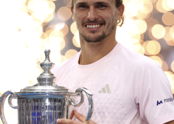 US Open : ਅਲੈਗਜ਼ੈਂਡਰ ਜ਼ਵੇਰੇਵ ਨੇ ਪਹਿਲੀ ਵਾਰ ਜਿੱਤਿਆ ਯੂਐਸ ਓਪਨ ਦਾ ਖਿਤਾਬ ; ਫਾਈਨਲ ਵਿੱਚ ਬੇਨ ਸ਼ੈਲਟਨ ਨੂੰ ਹਰਾਇਆ US Open : ਅਲੈਗਜ਼ੈਂਡਰ ਜ਼ਵੇਰੇਵ ਨੇ ਪਹਿਲੀ ਵਾਰ ਜਿੱਤਿਆ ਯੂਐਸ ਓਪਨ ਦਾ ਖਿਤਾਬ ; ਫਾਈਨਲ ਵਿੱਚ ਬੇਨ ਸ਼ੈਲਟਨ ਨੂੰ ਹਰਾਇਆ