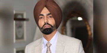 Canada ‘ਚ ਪੰਜਾਬੀ ਗਾਇਕ ਐਮੀ ਵਿਰਕ ਦੀ ਕਾਰ ‘ਤੇ ਫਾਇਰਿੰਗ Canada ‘ਚ ਪੰਜਾਬੀ ਗਾਇਕ ਐਮੀ ਵਿਰਕ ਦੀ ਕਾਰ ‘ਤੇ ਫਾਇਰਿੰਗ