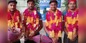 Sports: ਜੂਨੀਅਰ ਏਸ਼ੀਆ ਕੱਪ ਜਿੱਤ ਕੇ ਘਰ ਪਰਤੀ ਹਾਕੀ ਟੀਮ ਦਾ ਅੰਮ੍ਰਿਤਸਰ ਹਵਾਈ ਅੱਡੇ ‘ਤੇ ਸ਼ਾਨਦਾਰ ਸਵਾਗਤ Sports: ਜੂਨੀਅਰ ਏਸ਼ੀਆ ਕੱਪ ਜਿੱਤ ਕੇ ਘਰ ਪਰਤੀ ਹਾਕੀ ਟੀਮ ਦਾ ਅੰਮ੍ਰਿਤਸਰ ਹਵਾਈ ਅੱਡੇ ‘ਤੇ ਸ਼ਾਨਦਾਰ ਸਵਾਗਤ
