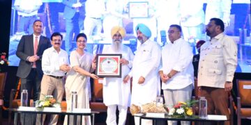 ਸਾਨੂੰ ਉਤਪਾਦਨ ਦੇ ਨਾਲ-ਨਾਲ ਆਪਣੇ ਉਤਪਾਦਾਂ ਦਾ ਬਿਹਤਰ ਮੰਡੀਕਰਨ ਕਰਨਾ ਵੀ ਆਉਣਾ ਚਾਹੀਦੈ: ਗੁਰਮੀਤ ਸਿੰਘ ਖੁੱਡੀਆਂ ਸਾਨੂੰ ਉਤਪਾਦਨ ਦੇ ਨਾਲ-ਨਾਲ ਆਪਣੇ ਉਤਪਾਦਾਂ ਦਾ ਬਿਹਤਰ ਮੰਡੀਕਰਨ ਕਰਨਾ ਵੀ ਆਉਣਾ ਚਾਹੀਦੈ: ਗੁਰਮੀਤ ਸਿੰਘ ਖੁੱਡੀਆਂ