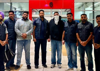 Punjab: ਅੰਤਰ-ਰਾਸ਼ਟਰੀ ਗੈਂਗਸਟਰ ਨੈੱਟਵਰਕ ‘ਤੇ ਵੱਡੀ ਕਾਰਵਾਈ: ਲਾਰੈਂਸ ਬਿਸ਼ਨੋਈ ਦਾ ਕਰੀਬੀ ਸਾਥੀ ਕੈਨੇਡਾ ਤੋਂ ਡਿਪੋਰਟ Punjab: ਅੰਤਰ-ਰਾਸ਼ਟਰੀ ਗੈਂਗਸਟਰ ਨੈੱਟਵਰਕ ‘ਤੇ ਵੱਡੀ ਕਾਰਵਾਈ: ਲਾਰੈਂਸ ਬਿਸ਼ਨੋਈ ਦਾ ਕਰੀਬੀ ਸਾਥੀ ਕੈਨੇਡਾ ਤੋਂ ਡਿਪੋਰਟ