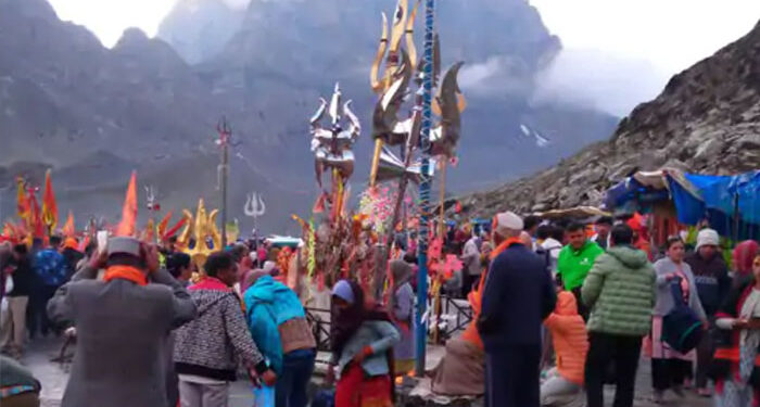 Himchal Pradesh ‘ਚ ਮੀਂਹ ਤੇ ਬਰਫ਼ਬਾਰੀ ਕਾਰਨ ਮਣਿਮਹੇਸ਼ ਯਾਤਰਾ ’ਤੇ ਰੋਕ