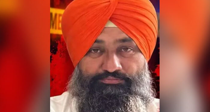 Punjab: ਤਰਨਤਾਰਨ ਵਿੱਚ ਅਕਾਲੀ ਸਰਪੰਚ ਦੇ ਪਤੀ ਦਾ ਗੋਲੀਆਂ ਮਾਰ ਕੇ ਕਤਲ Punjab: ਤਰਨਤਾਰਨ ਵਿੱਚ ਅਕਾਲੀ ਸਰਪੰਚ ਦੇ ਪਤੀ ਦਾ ਗੋਲੀਆਂ ਮਾਰ ਕੇ ਕਤਲ