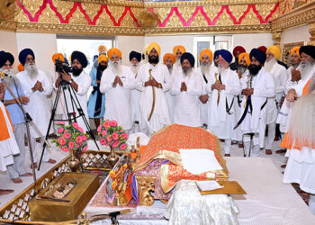 Punjab: ਸ਼ਹੀਦ ਭਾਈ ਜਸਵੰਤ ਸਿੰਘ ਖਾਲੜਾ ਦੀ ਯਾਦ ’ਚ ਸ਼੍ਰੋਮਣੀ ਕਮੇਟੀ ਵੱਲੋਂ ਕਰਵਾਇਆ ਗਿਆ ਸਮਾਗਮ Punjab: ਸ਼ਹੀਦ ਭਾਈ ਜਸਵੰਤ ਸਿੰਘ ਖਾਲੜਾ ਦੀ ਯਾਦ ’ਚ ਸ਼੍ਰੋਮਣੀ ਕਮੇਟੀ ਵੱਲੋਂ ਕਰਵਾਇਆ ਗਿਆ ਸਮਾਗਮ