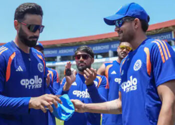 Cricket: ਭਾਰਤ ਨੇ ਵੈਸਟਇੰਡੀਜ਼ ਖ਼ਿਲਾਫ਼ ਜਿੱਤਿਆ ਟਾਸ, ਪੜ੍ਹੋ ਕੀ ਲਿਆ ਫੈਸਲਾ Cricket: ਭਾਰਤ ਨੇ ਵੈਸਟਇੰਡੀਜ਼ ਖ਼ਿਲਾਫ਼ ਜਿੱਤਿਆ ਟਾਸ, ਪੜ੍ਹੋ ਕੀ ਲਿਆ ਫੈਸਲਾ