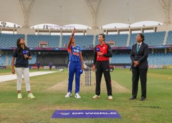 Womens Asia Cup : ਅੱਜ ਦਾ ਮੁਕਾਬਲਾ ਭਾਰਤ ਅਤੇ ਹਾਂਗਕਾਂਗ ਵਿਚਾਲੇ ; ਹਾਂਗਕਾਂਗ ਨੇ ਟਾਸ ਜਿੱਤ ਕੇ ਲਿਆ ਗੇਂਦਬਾਜ਼ੀ ਦਾ ਫੈਸਲਾ Womens Asia Cup : ਅੱਜ ਦਾ ਮੁਕਾਬਲਾ ਭਾਰਤ ਅਤੇ ਹਾਂਗਕਾਂਗ ਵਿਚਾਲੇ ; ਹਾਂਗਕਾਂਗ ਨੇ ਟਾਸ ਜਿੱਤ ਕੇ ਲਿਆ ਗੇਂਦਬਾਜ਼ੀ ਦਾ ਫੈਸਲਾ