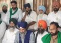 ਪੰਜਾਬ ਵਿੱਚ ਕਿਸਾਨਾਂ ਵੱਲੋਂ ਰੇਲ ਰੋਕੋ ਅੰਦੋਲਨ ਦਾ ਐਲਾਨ ; ਮੰਗਾਂ ਨਾ ਮੰਨੇ ਜਾਣ ‘ਤੇ ਰੇਲਵੇ ਟਰੈਕਾਂ ‘ਤੇ ਡਟਣਗੇ ਕਿਸਾਨ ਪੰਜਾਬ ਵਿੱਚ ਕਿਸਾਨਾਂ ਵੱਲੋਂ ਰੇਲ ਰੋਕੋ ਅੰਦੋਲਨ ਦਾ ਐਲਾਨ ; ਮੰਗਾਂ ਨਾ ਮੰਨੇ ਜਾਣ ‘ਤੇ ਰੇਲਵੇ ਟਰੈਕਾਂ ‘ਤੇ ਡਟਣਗੇ ਕਿਸਾਨ